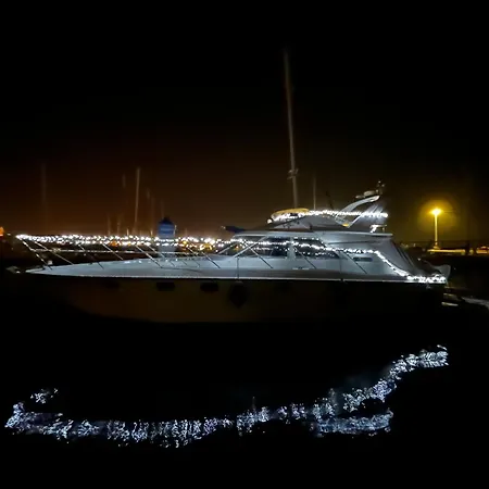 El Yate De Luces ספינת מלון