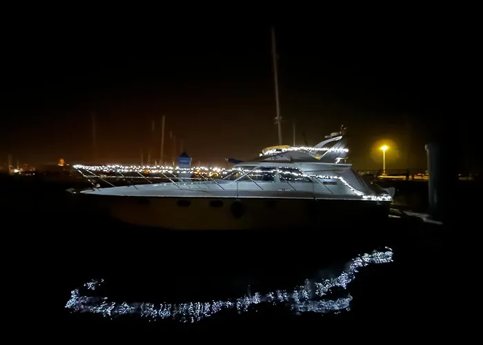 El Yate De Luces ספינת מלון