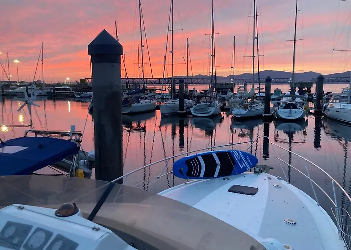 El Yate De Luces * Виго